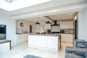 Photo 17- click for photo gallery